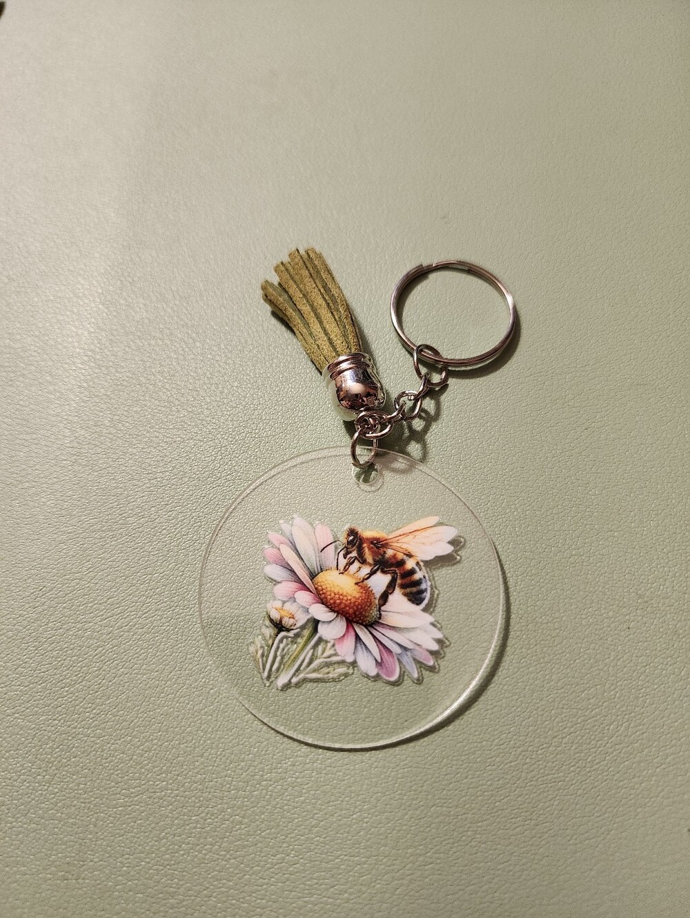 Bee on Daisy Acrylic Keychain with Tassel